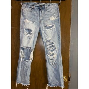 American Eagle 90’s boyfriend jeans